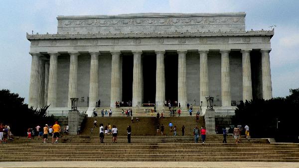 Lincoln Memorial Full Frontal