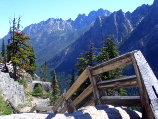 Jagged Overlook